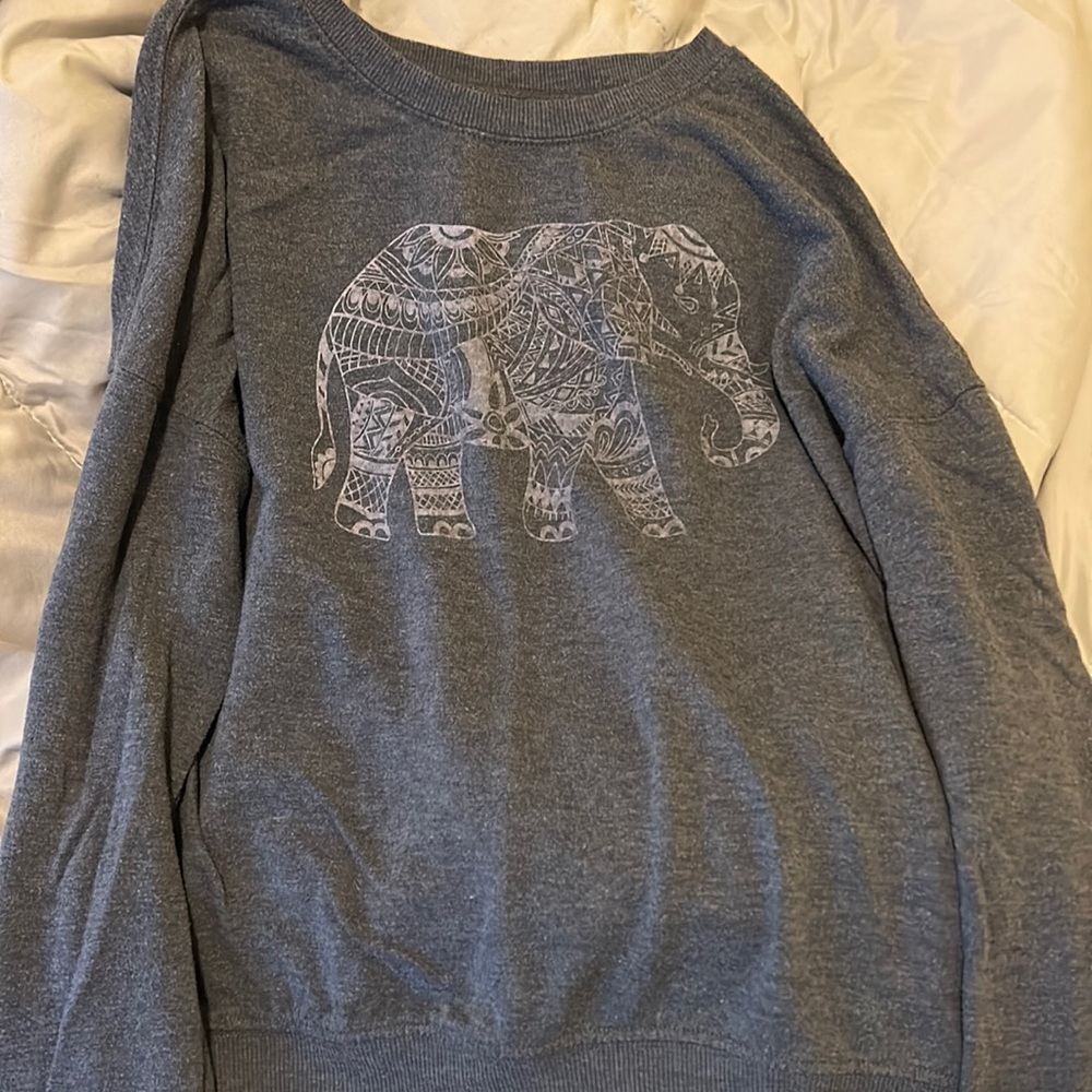 It is a size small and it is from zoe+liv. I just don't like it anymore.